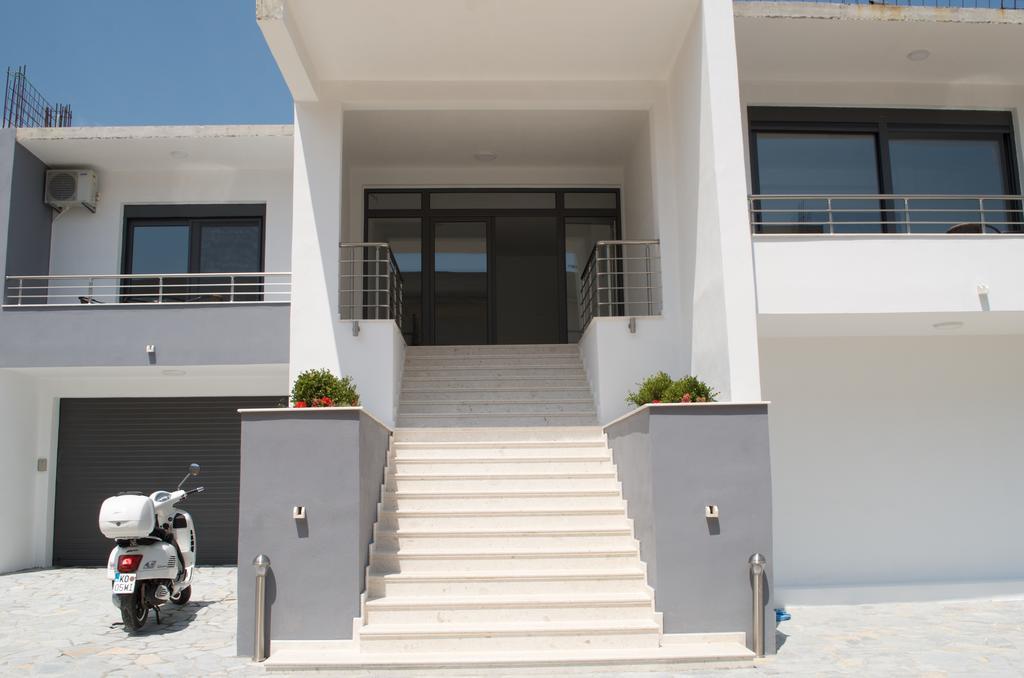 Flo Apartments Ülgün Dış mekan fotoğraf