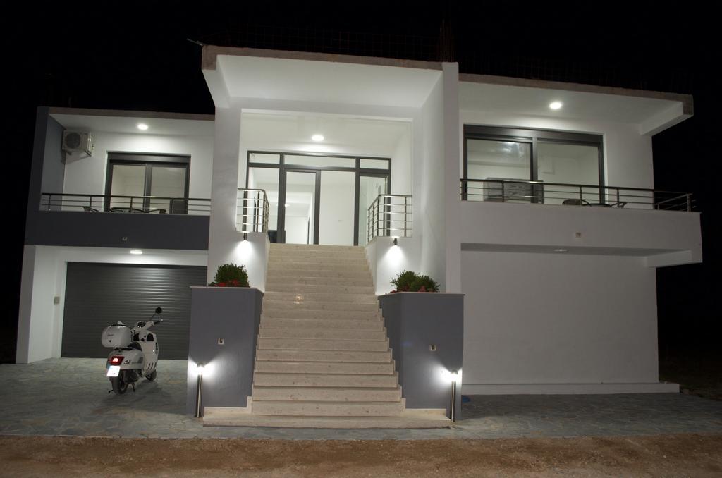 Flo Apartments Ülgün Dış mekan fotoğraf