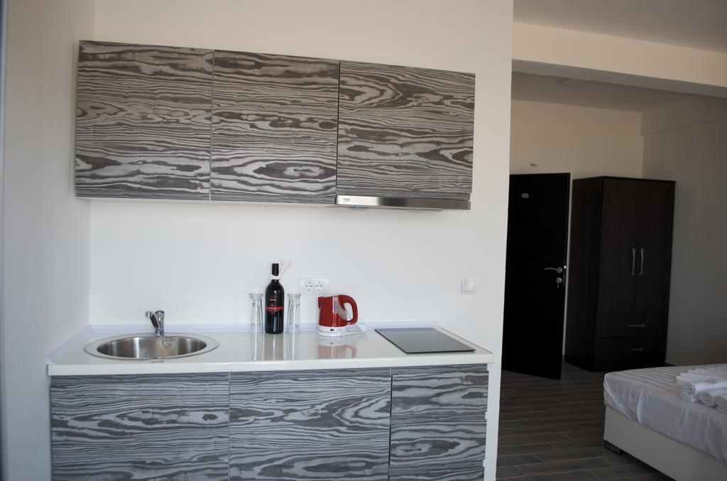 Flo Apartments Ülgün Dış mekan fotoğraf