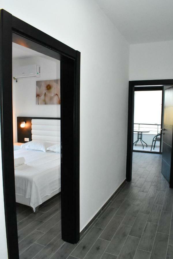 Flo Apartments Ülgün Dış mekan fotoğraf
