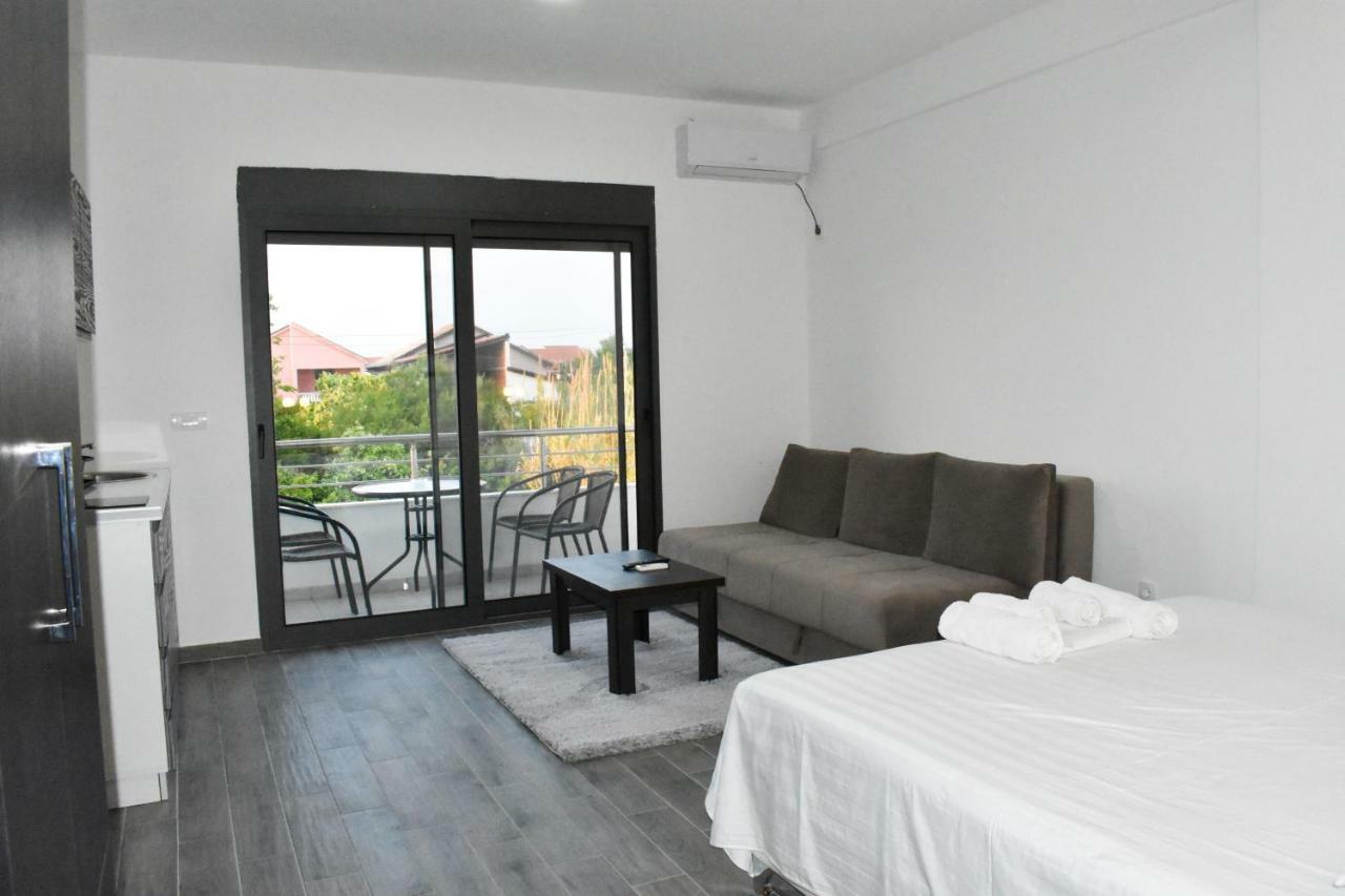 Flo Apartments Ülgün Dış mekan fotoğraf