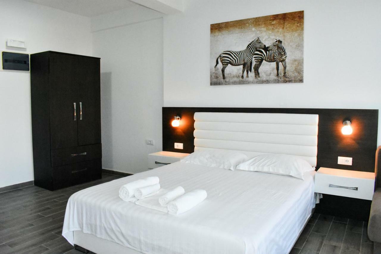 Flo Apartments Ülgün Dış mekan fotoğraf