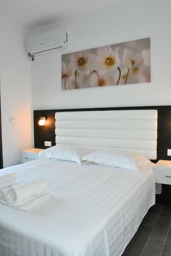 Flo Apartments Ülgün Dış mekan fotoğraf
